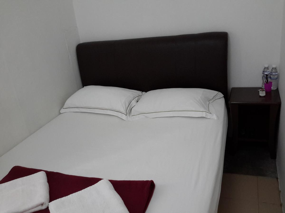 Rasa Motel Batu Ferringhi Extérieur photo