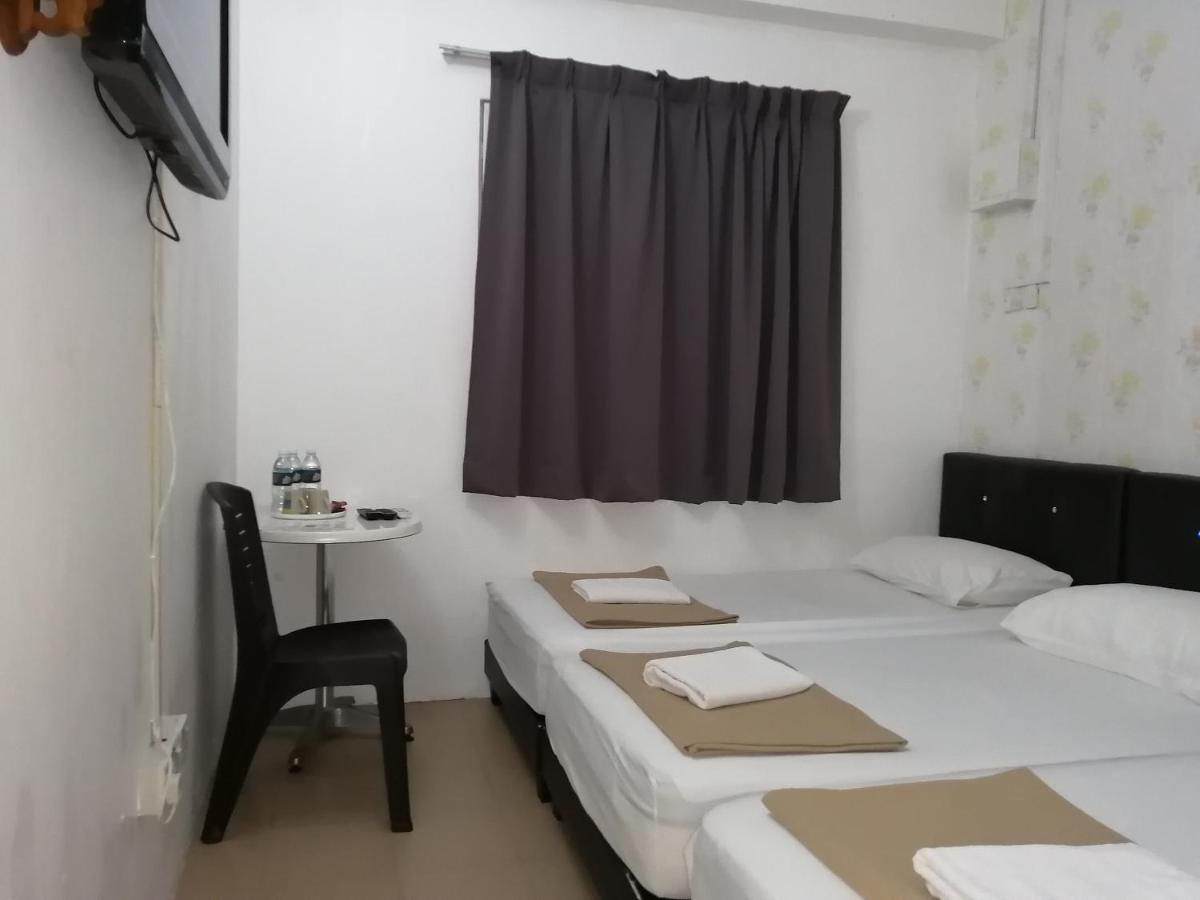 Rasa Motel Batu Ferringhi Extérieur photo